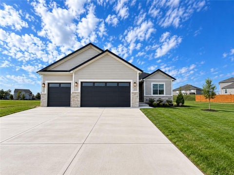 8013 SE Crumley Court, Blue Springs, MO 64014 - MLS#: 2640343