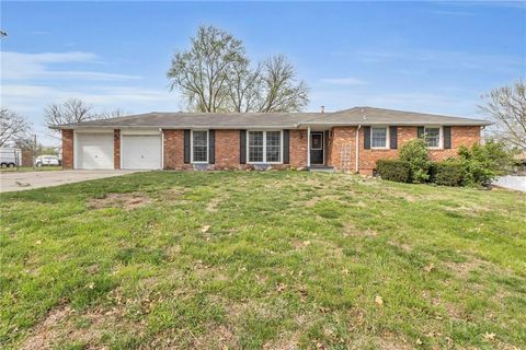 9906 Shaggy Bark Lane, Kansas City, MO 64152 - #: 2539066
