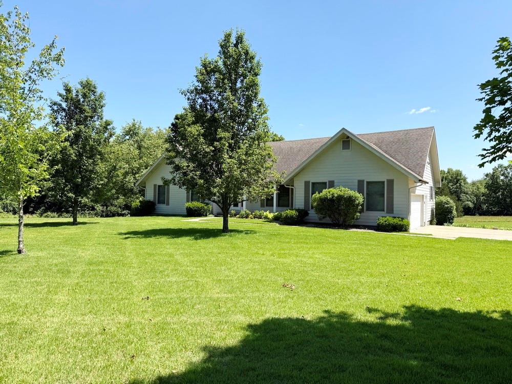 114 W Carman Road