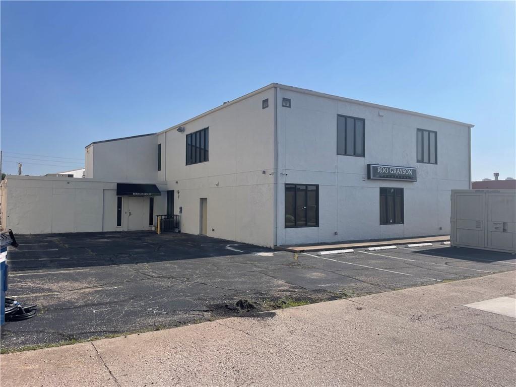 6200 E Central N/A