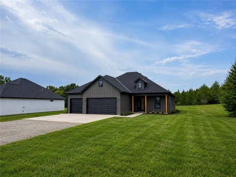 Photo of 324 NE 51st Road, Warrensburg, MO 64093 (MLS # 2631249)
