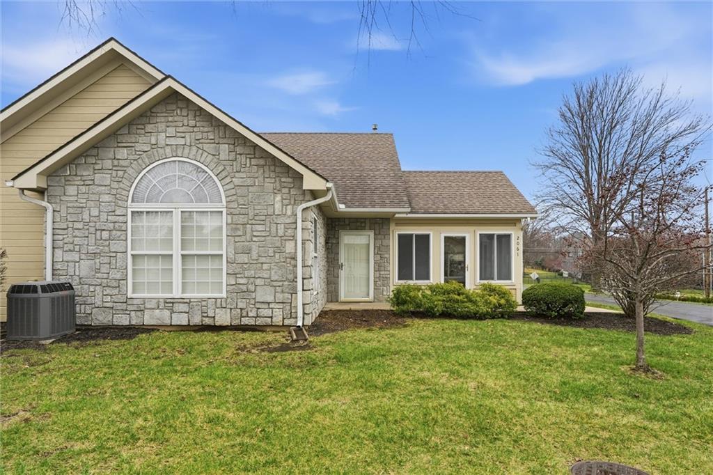 2061 W 139th Terrace