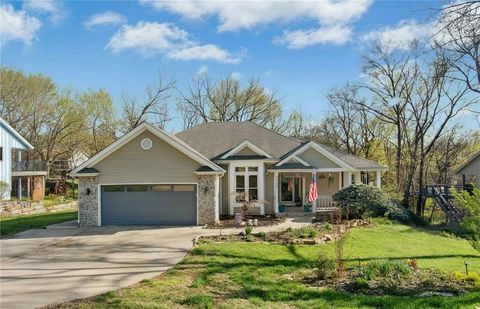 9305 NW 80th Street, Weatherby Lake, MO 64152 - #: 2537531