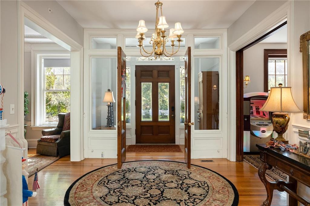 1 Hawthorne Place