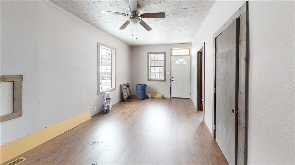 Photo of 512 S West Street, Nevada, MO 64772 (MLS # 2598503)