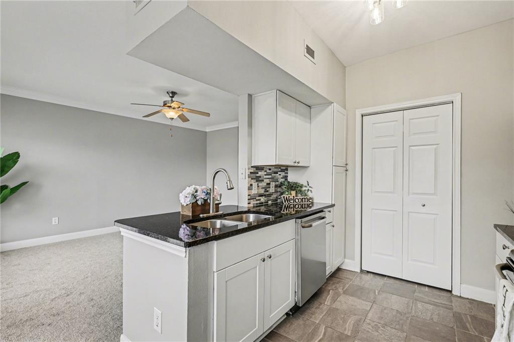 11606 Tomahawk Creek Parkway F