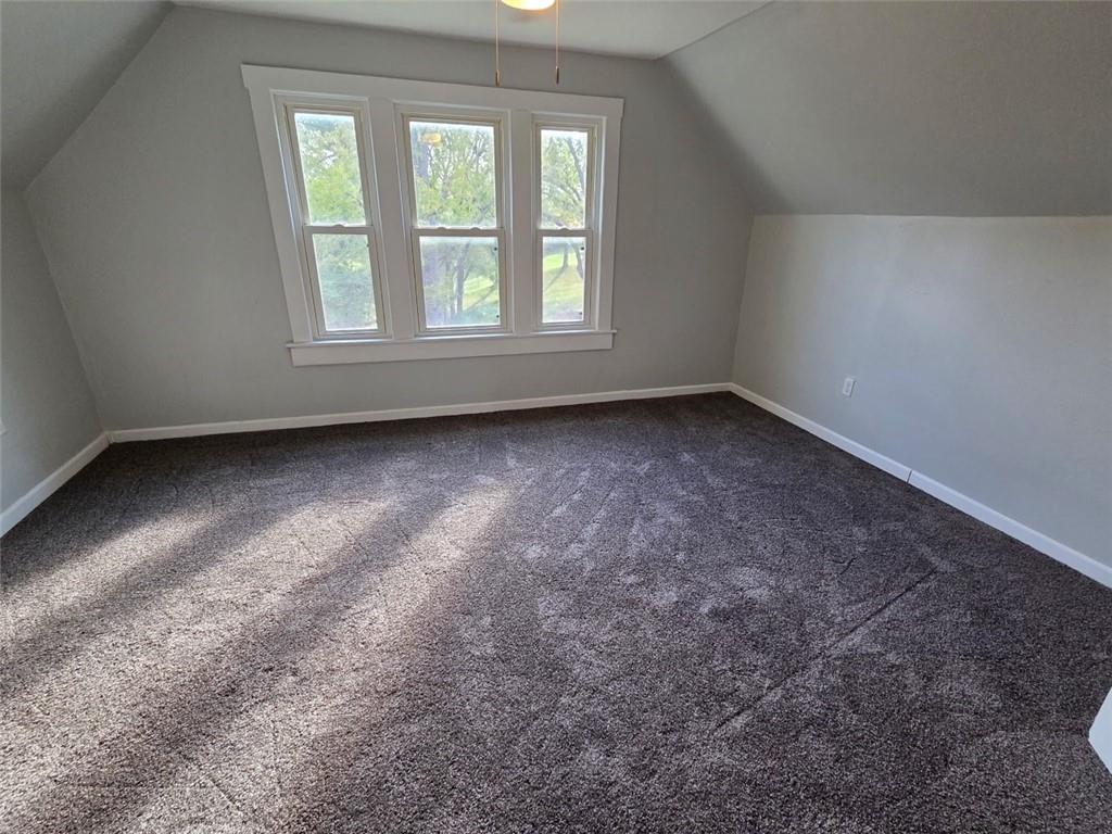 St Joseph, Missouri 64503, United States, 3 Bedrooms Bedrooms, ,1 BathroomBathrooms,Residential,Active,227622