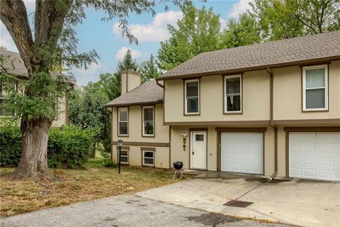 5761 N Anita Avenue, Kansas City, MO 64151 - #: 2571640