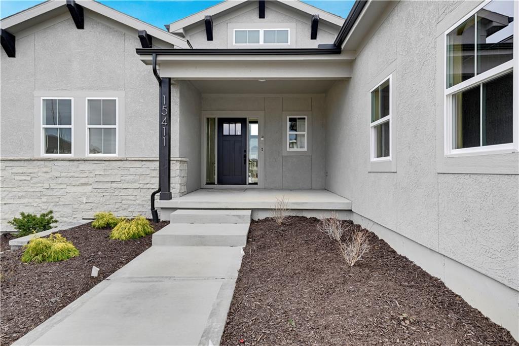 15411 W 161st Terrace