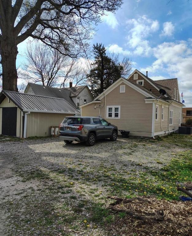 535 W Maple Street