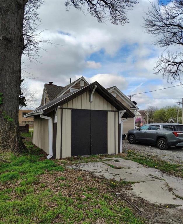 535 W Maple Street