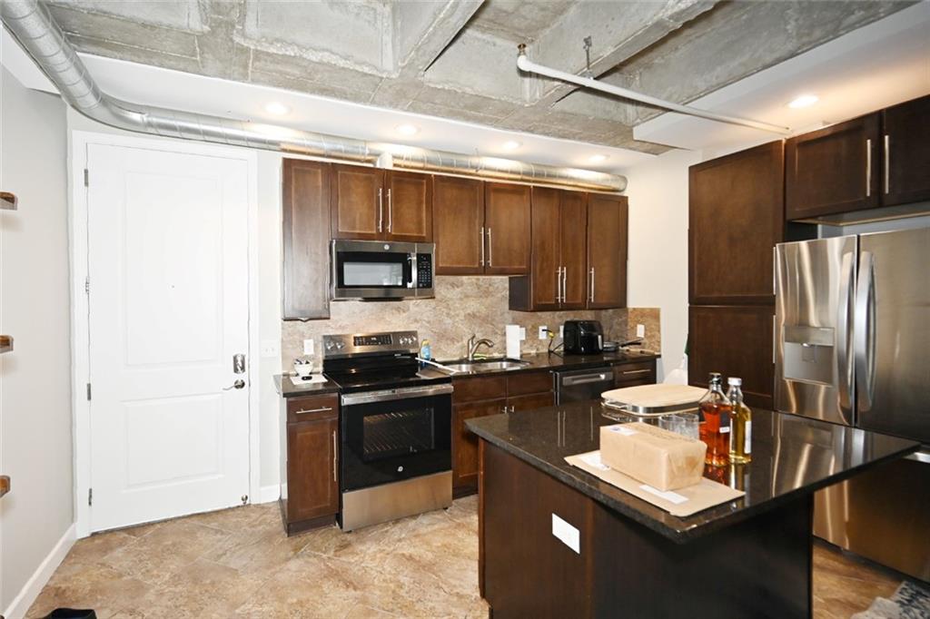 2940 BALTIMORE Avenue 1209