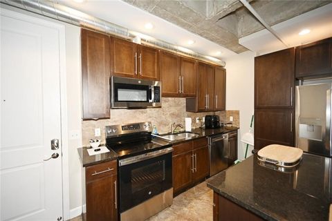 2940 BALTIMORE Avenue 1209 Kansas City MO 64108