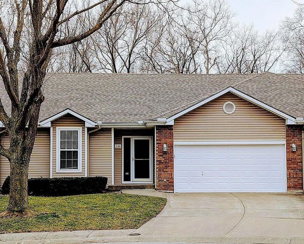 Photo of 3103 NE 63rd Terrace, Kansas City, MO 64119 (MLS # 2615079)