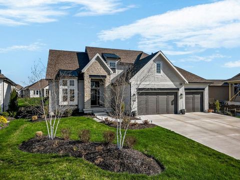 11154 W 173rd Terrace, Overland Park, KS 66221 - #: 2541285
