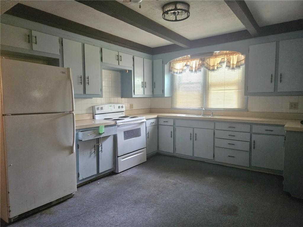 707 W 8th Street