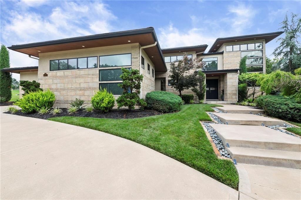 6537 Ridge Road