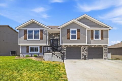 1310 SW Burns Circle, Oak Grove, MO 64075 - MLS#: 2629823