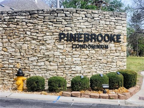 10217 Conser Street Overland Park KS 66212