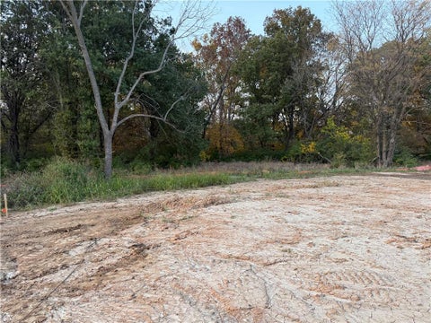 Tiny photo for 516 Skyview Lane, Liberty, MO 64068 (MLS # 2649253)