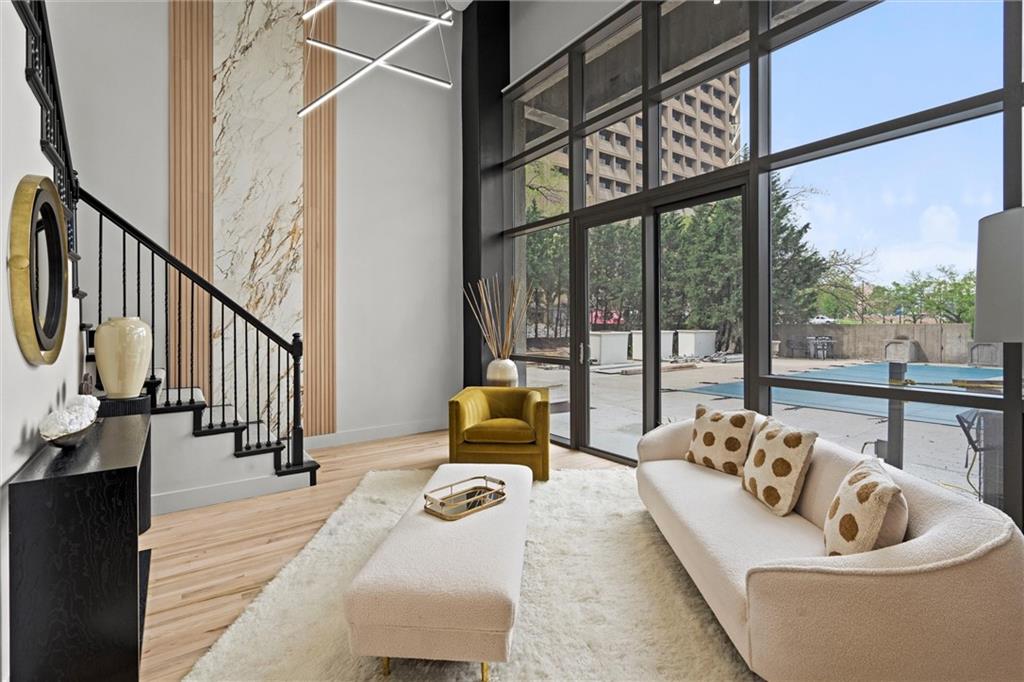 600 E Admiral Boulevard 403