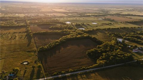 Metcalf Road Louisburg KS 66053