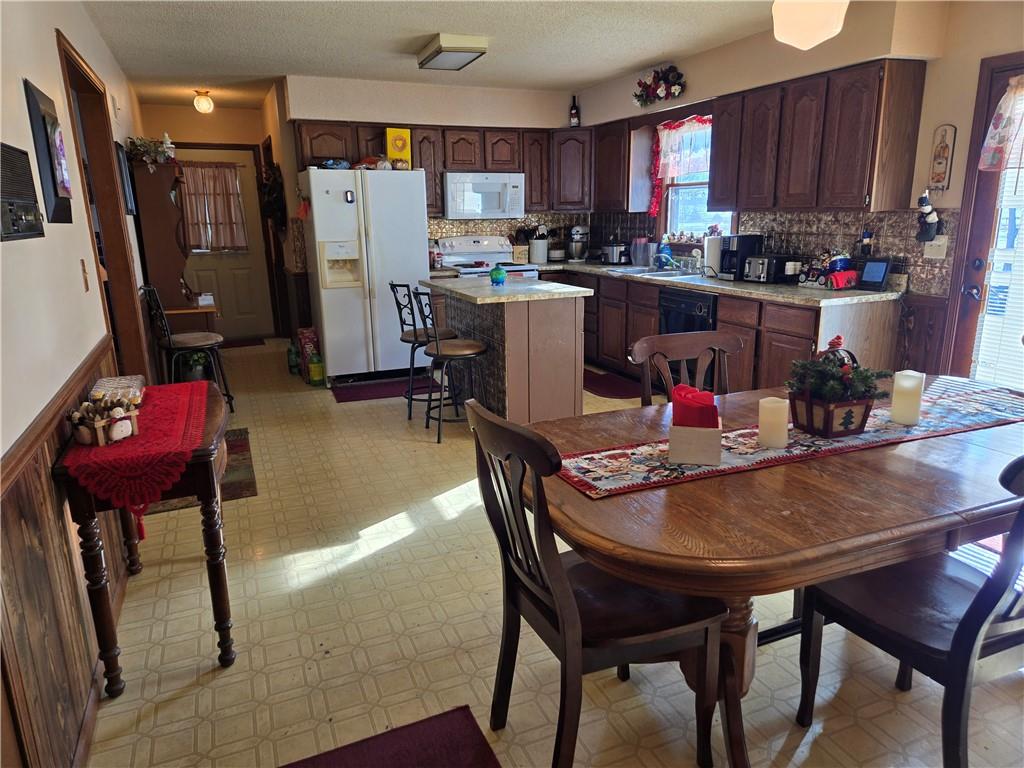 35333 W 287th Street