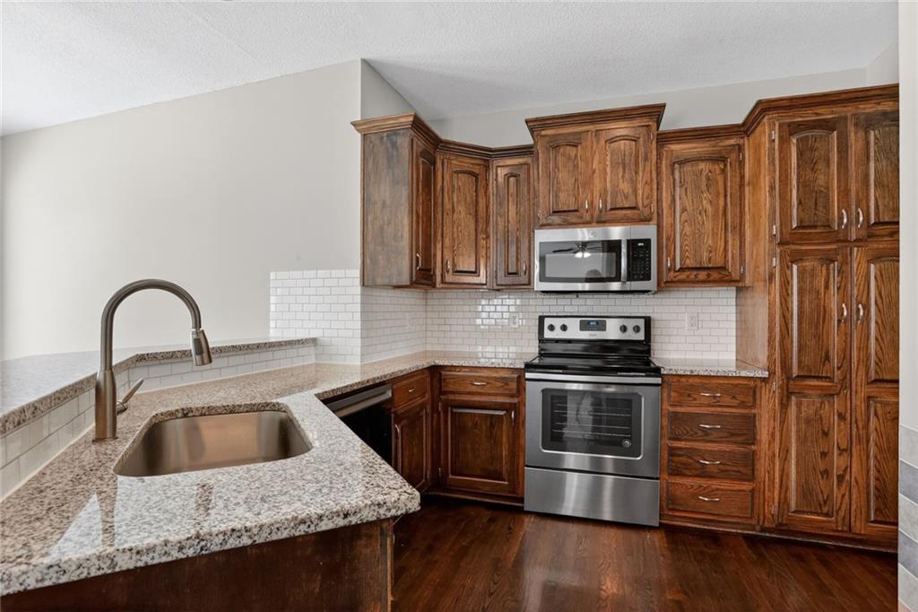 441 W Westhoff Place