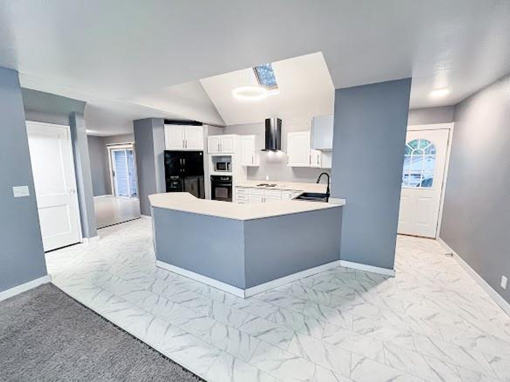 Photo of 419 W 12th Street, Maryville, MO 64468 (MLS # 2609007)