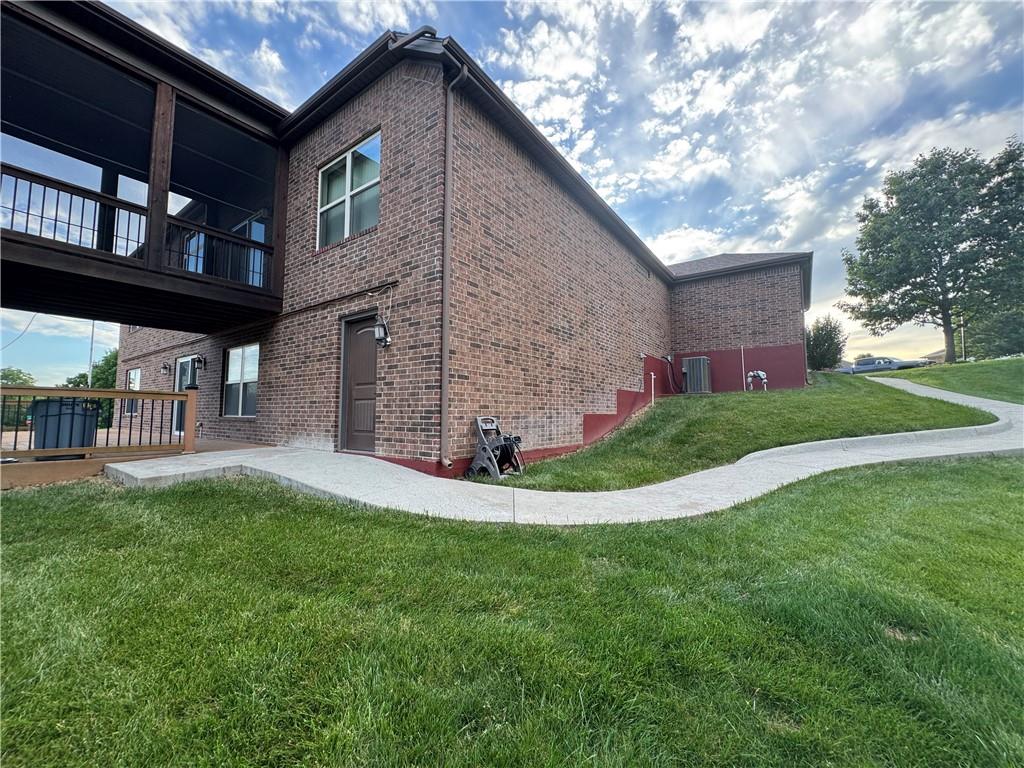 3109 N 109th Terrace