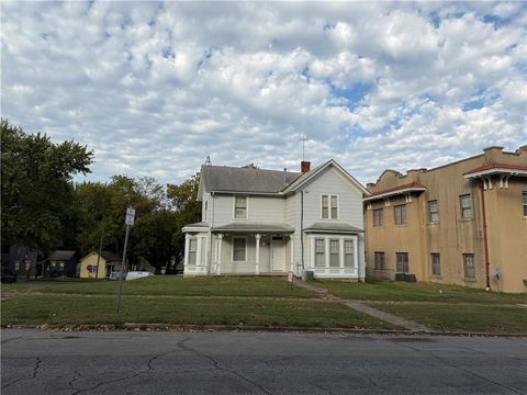514 7th Street Leavenworth KS 66048
