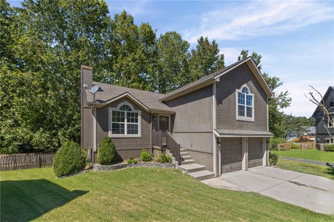 Tiny photo for 1117 Meadowlark Lane, Liberty, MO 64068 (MLS # 2641165)