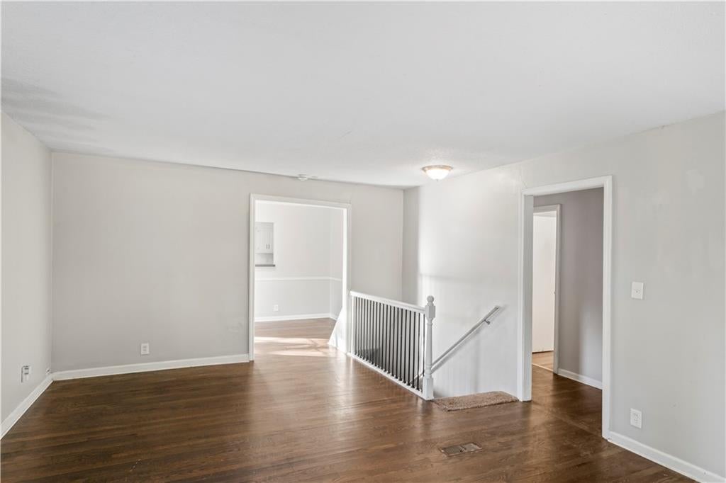 5503 NE 49th Street