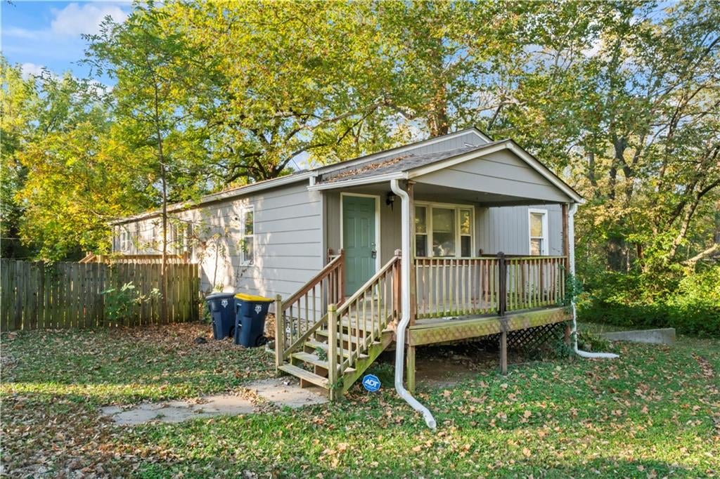 5503 NE 49th Street