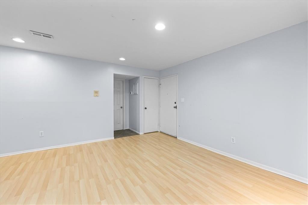 8137 Holmes Road 201