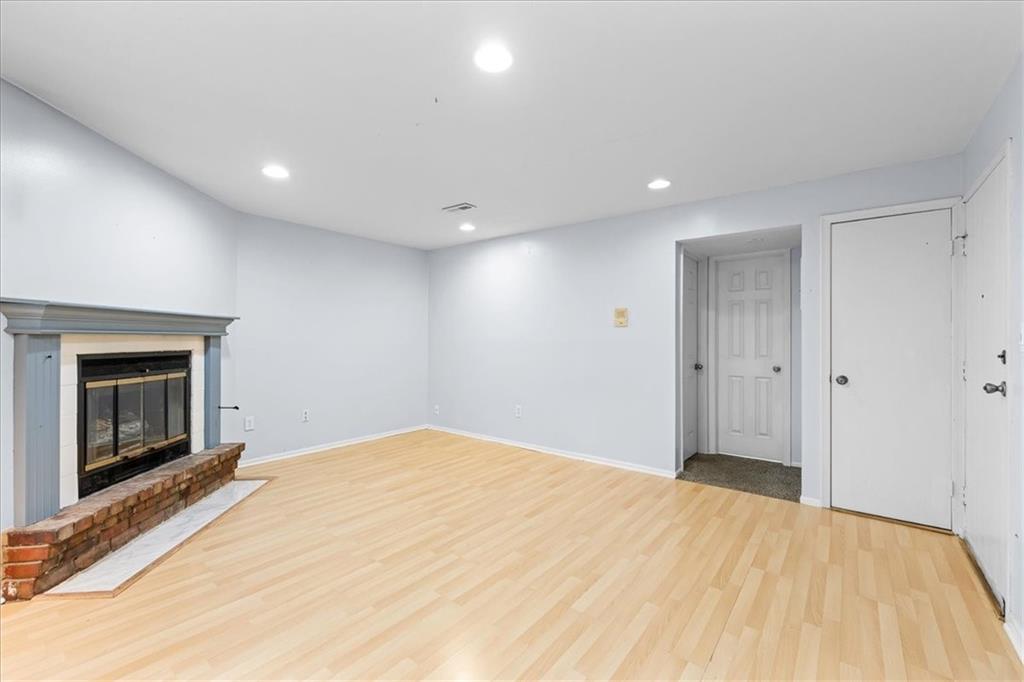 8137 Holmes Road 201
