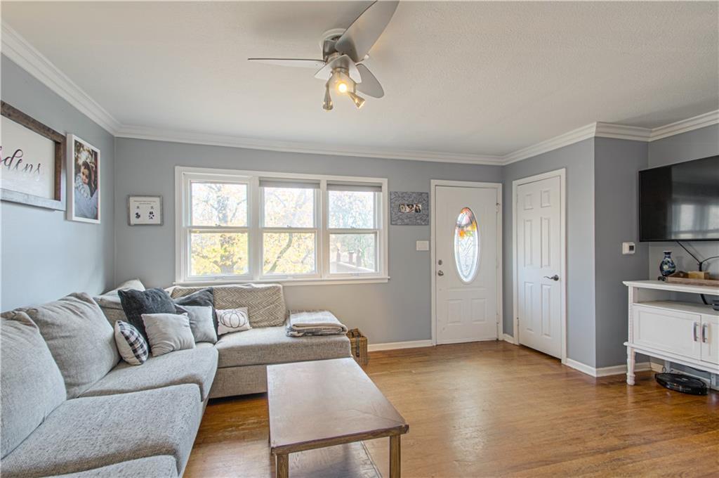 1108 S Prairie Street