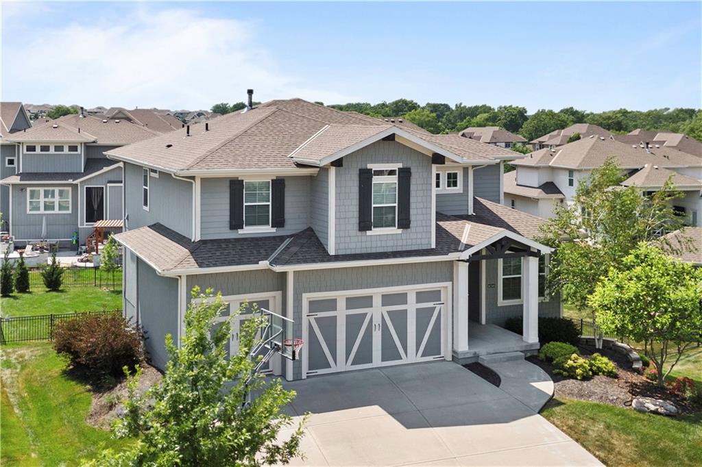 10305 W 170th Place