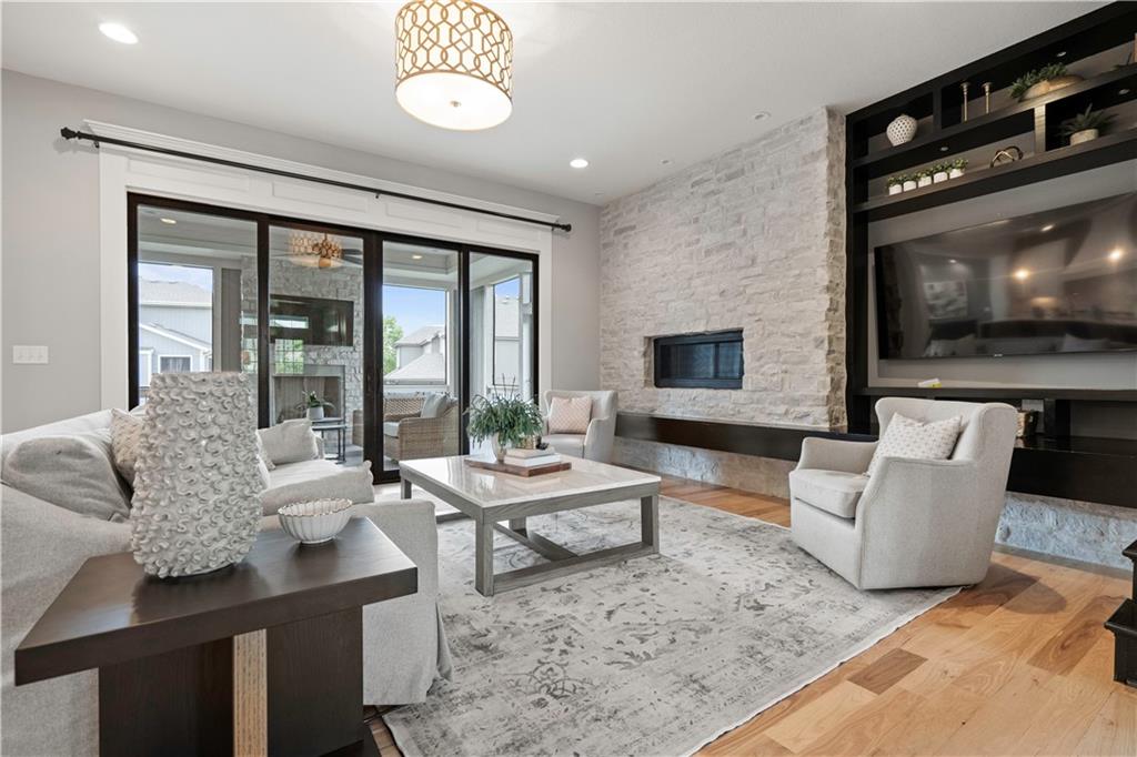 10305 W 170th Place
