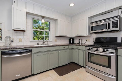 Tiny photo for 622 Walnut Street, Liberty, MO 64068 (MLS # 2648685)