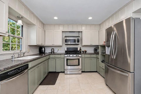 Tiny photo for 622 Walnut Street, Liberty, MO 64068 (MLS # 2648685)