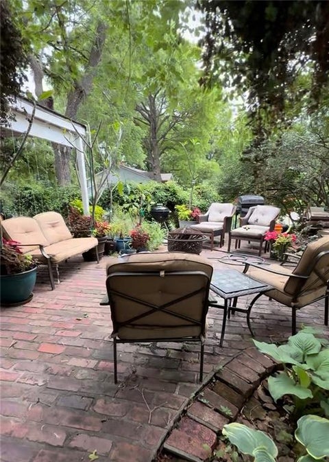 Tiny photo for 622 Walnut Street, Liberty, MO 64068 (MLS # 2648685)