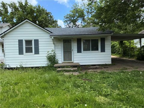 1503 N Mccoy Street Independence MO 64050