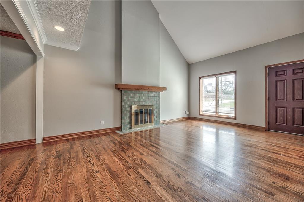 4704 El Monte Street