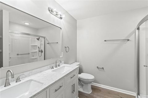 Tiny photo for 403 Kingsley Avenue, Liberty, MO 64068 (MLS # 2630210)