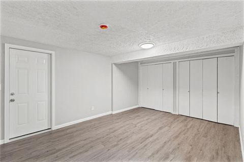 Tiny photo for 403 Kingsley Avenue, Liberty, MO 64068 (MLS # 2630210)