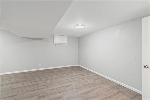 Tiny photo for 403 Kingsley Avenue, Liberty, MO 64068 (MLS # 2630210)