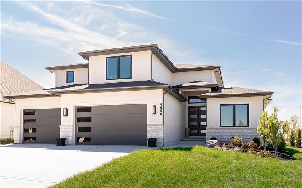 18617 Mohawk Lane