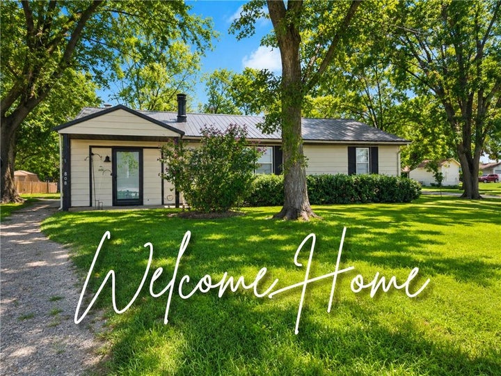 Photo 1 of 17 — 808 S State Route F Highway, Garden City, MO 64747
