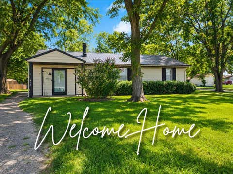 Photo of 808 S State Route F Highway, Garden City, MO 64747 (MLS # 2637878)